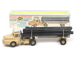 Lot 336 - DINKY TOYS (FRANCE) (1)
