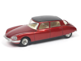Lot 317 - DINKY TOYS (FRANCE) (1)