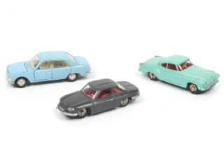 Lot 361 - DINKY TOYS (FRANCE) (3)