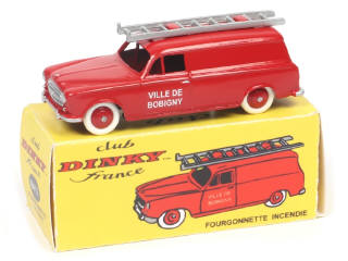 Lot 303 - CLUB DINKY FRANCE (1)
