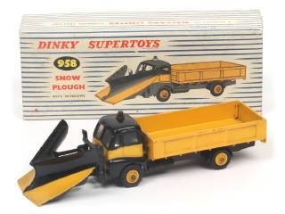 Lot 260 - DINKY TOYS (GB) (1)
