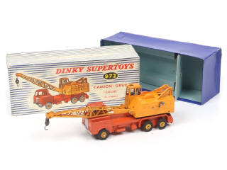 Lot 338 - DINKY TOYS (FRANCE) (1)