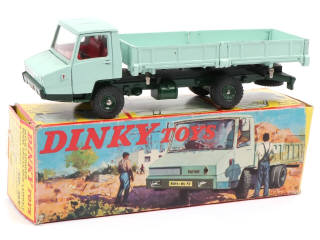 Lot 339 - DINKY TOYS (FRANCE) (1)