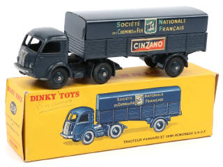 Lot 335 - DINKY TOYS (FRANCE) (1)