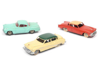 Lot 362 - DINKY TOYS (FRANCE) (3)