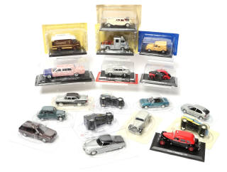 Lot 186 - DIVERS (18)