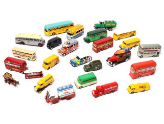 Lot 201 - DIVERS (25)