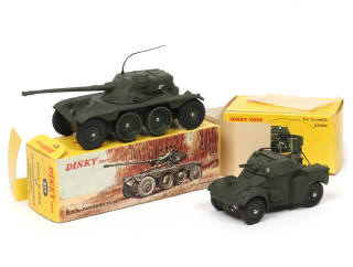 Lot 346 - DINKY TOYS (FRANCE) (2)