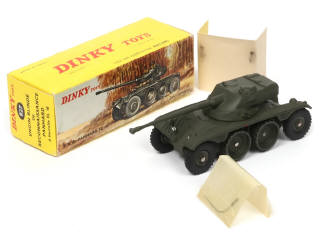Lot 338 - DINKY TOYS (FRANCE) (1)