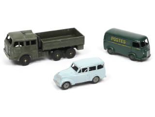 Lot 357 - DINKY TOYS (FRANCE) (3)