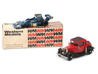 Lot 243 - DIVERS (GB) (2)