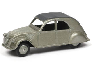 Lot 346 - DINKY TOYS (FRANCE) (1)
