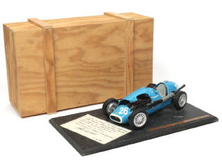 Lot 211 - AZUR MODELS (FRANCE) (1)