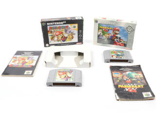 Lot 275 - NINTENDO (JAPON) (2)