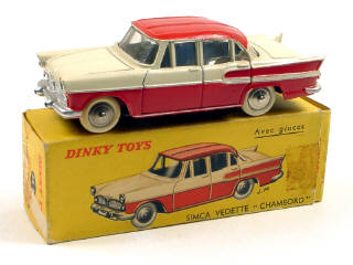Lot 826 - DINKY TOYS FRANCE (1)