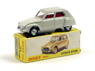 Lot 846 - DINKY TOYS FRANCE (1)