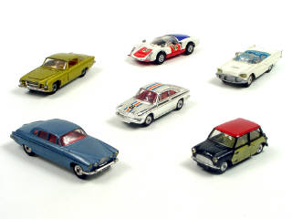 Lot 775 - CORGI TOYS (GB) (6)