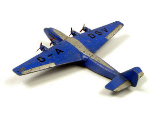 Lot 376 - DINKY TOYS GB (1)