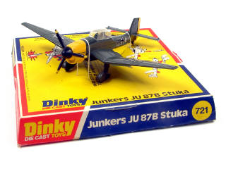 Lot 385 - DINKY TOYS GB (1)