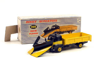 Lot 782 - DINKY TOYS GB (1)