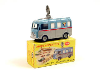 Lot 784 - DINKY TOYS GB (1)