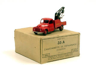 Lot 852 - DINKY TOYS (FRANCE) (2)