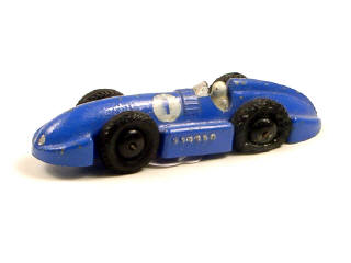 Lot 779 - DINKY TOYS GB (1)