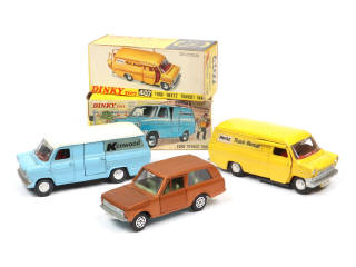 Lot 372 - DINKY TOYS (GB) (3)
