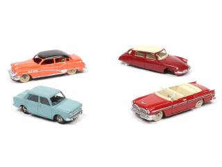 Lot 324 - DINKY TOYS (FRANCE) (4)