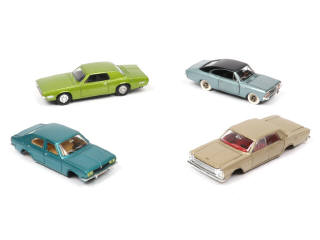 Lot 325 - DINKY TOYS (FRANCE) (4)
