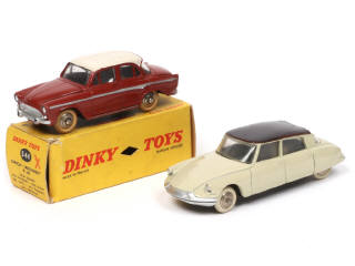 Lot 307 - DINKY TOYS (FRANCE) (2)