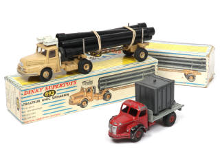 Lot 316 - DINKY TOYS (FRANCE) (3)