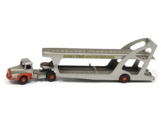 Lot 305 - DINKY TOYS (FRANCE) (1)