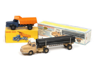 Lot 329 - DINKY TOYS (FRANCE) (2)