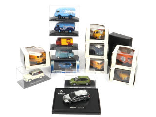 Lot 355 - DIVERS (14)