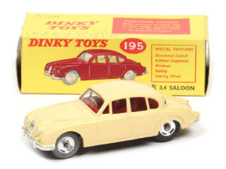 Lot 332 - DINKY TOYS (GB) (1)