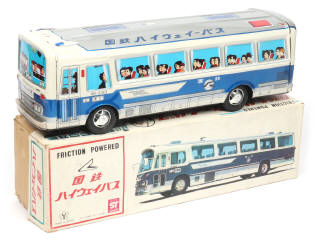 Lot 104 - YONEZAWA TOYS (JAPON) (1)