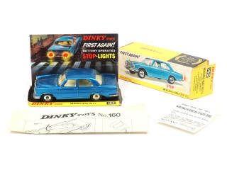Lot 296 - DINKY TOYS (GB) (1)