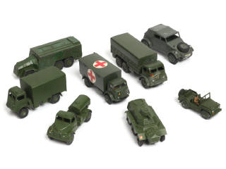 Lot 294 - DINKY TOYS (GB) (1)