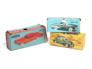 Lot 167 - DIVERS (3)