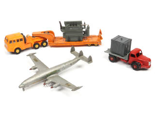 Lot 260 - DINKY TOYS (FRANCE) (3)