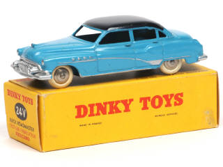 Lot 398 - DINKY TOYS (FRANCE) (1)