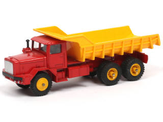 Lot 456 - DINKY TOYS (FRANCE) (1)