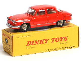 Lot 412 - DINKY TOYS (FRANCE) (1)