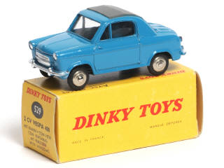 Lot 395 - DINKY TOYS (FRANCE) (1)