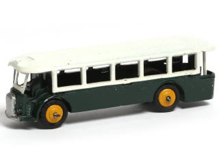 Lot 457 - DINKY TOYS (FRANCE) (1)