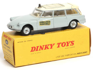 Lot 435 - DINKY TOYS (FRANCE) (1)