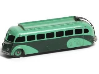 Lot 459 - DINKY TOYS (FRANCE) (1)