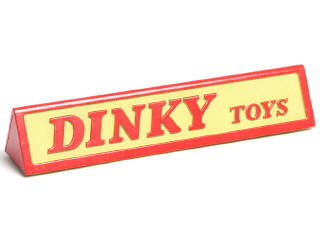 Lot 364 - DINKY TOYS (FRANCE) (1)