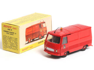 Lot 450 - DINKY TOYS (FRANCE) (1)